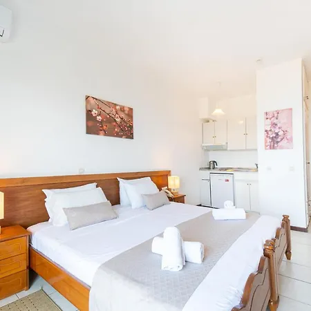 75 Steps Taverna Two-bedroom Appartamento *